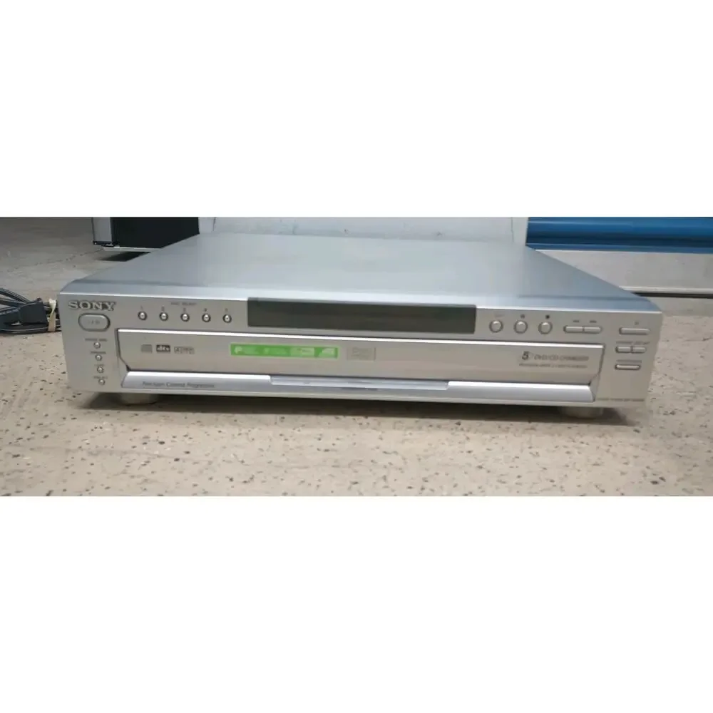 Sony 5-Disc Progressive Scan CD DVD Player DVP-NC665P Silver Tested & Working